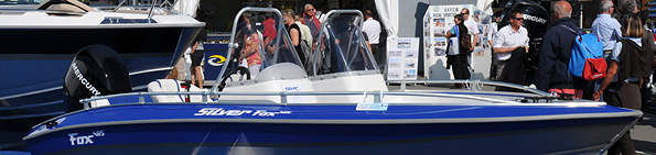 GPF_2008_06_Luxe_boat.jpg
